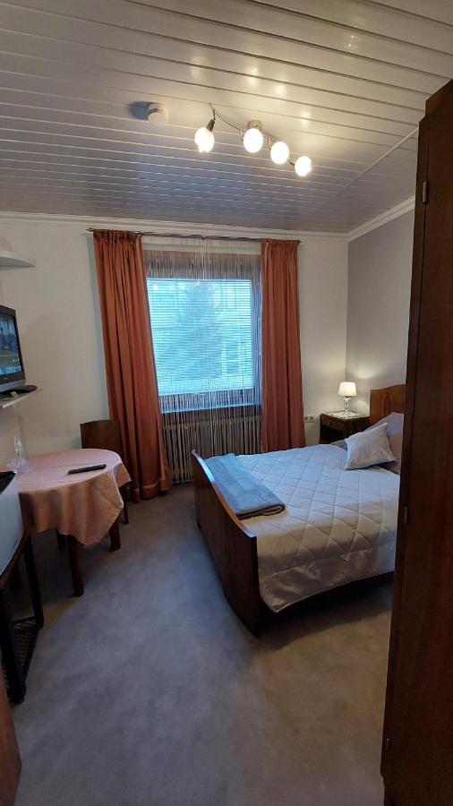 Fremdenzimmer Familie Foerster วิลลิงเงน-ชเวนนิงเงน ภายนอก รูปภาพ